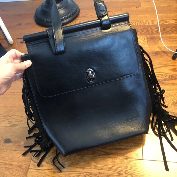 Black Gepherrini Handbag Designer bag with Fringes - Picture 6 of 12